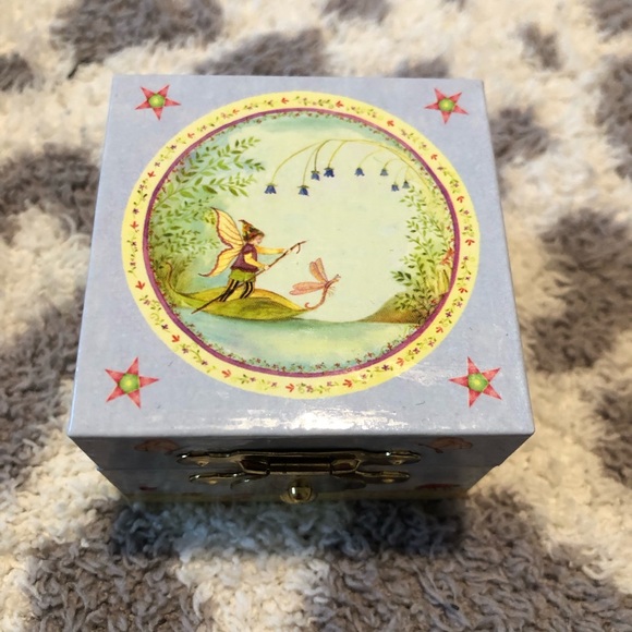 Toothfairy Box and Notecard - Picture 1 of 9
